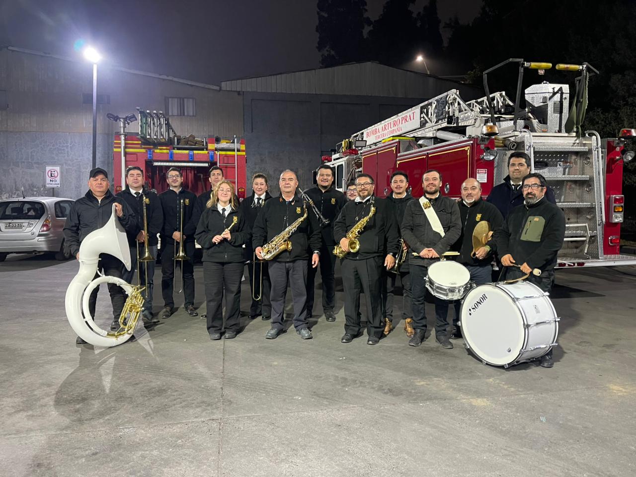 ORFEÓN DE LA CORPORACIÓN CULTURAL DIO REALCE AL ANIVERSARIO 52° DE LA TERCERA COMPAÑÍA DE BOMBEROS DE CONSTITUCIÓN